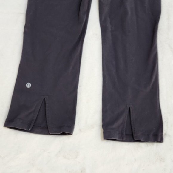 Lululemon Women's Gather And Crow Crop size 6 - Picture 11 of 15